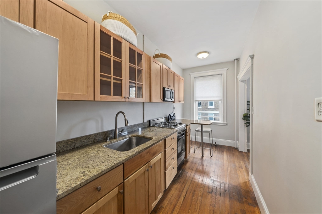 229 Kelton St # 1