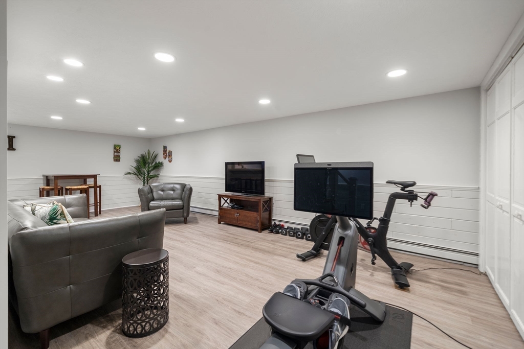 71 Gurnet Rd