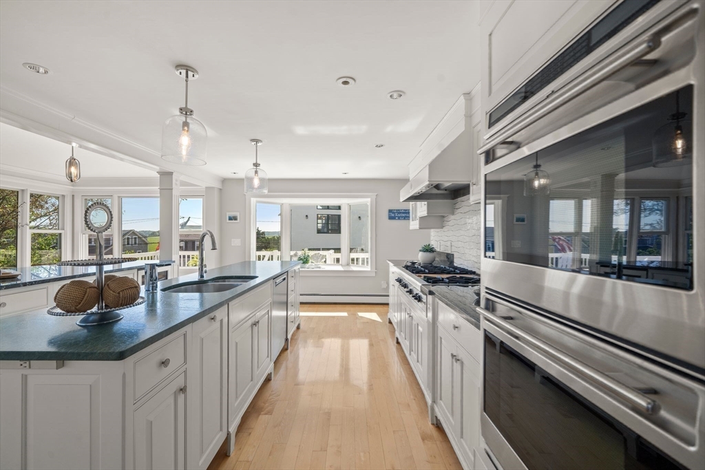 71 Gurnet Rd