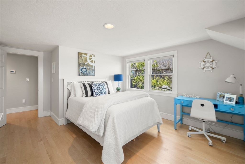 71 Gurnet Rd
