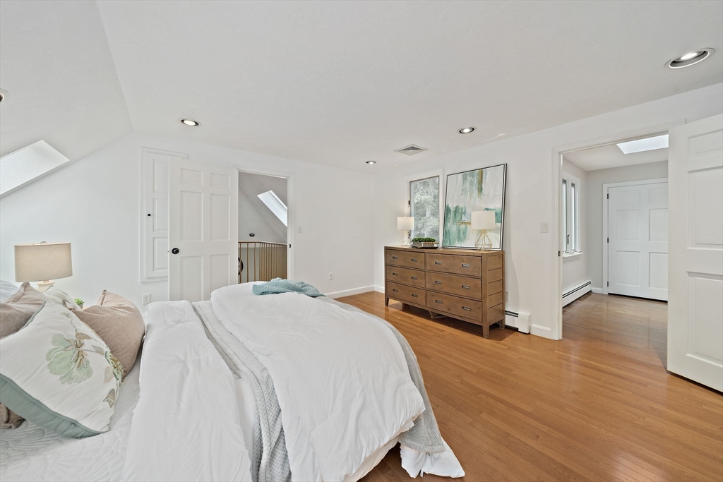 3 Howard Dr
