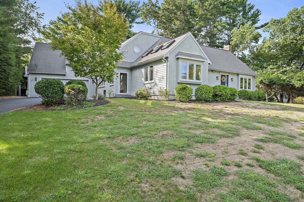 3 Howard Dr