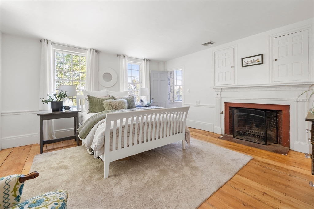 104 Standish St
