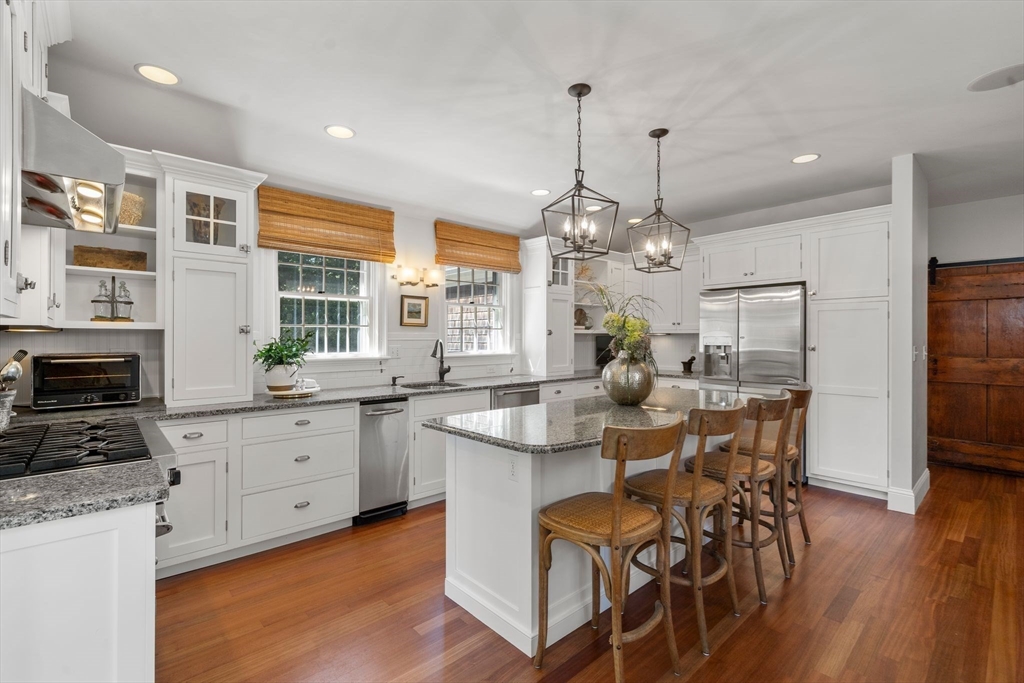 104 Standish St