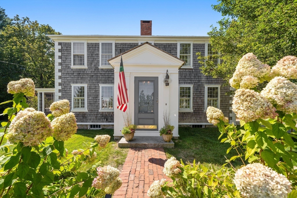 104 Standish St