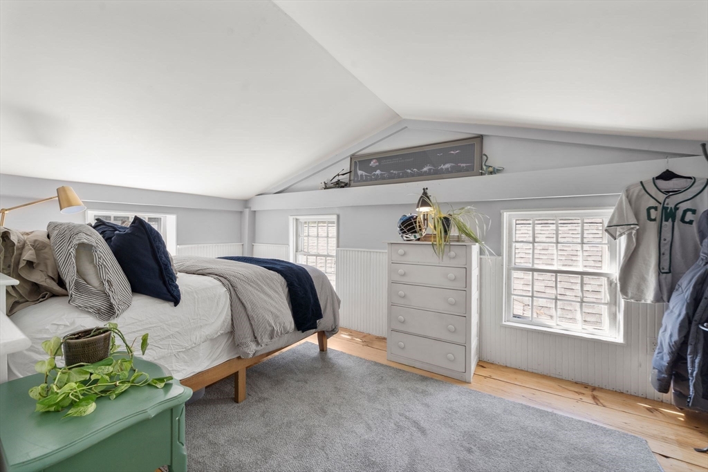 104 Standish St