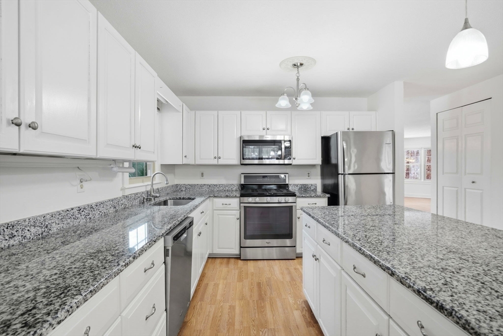 7 Ocean Woods Dr # 7