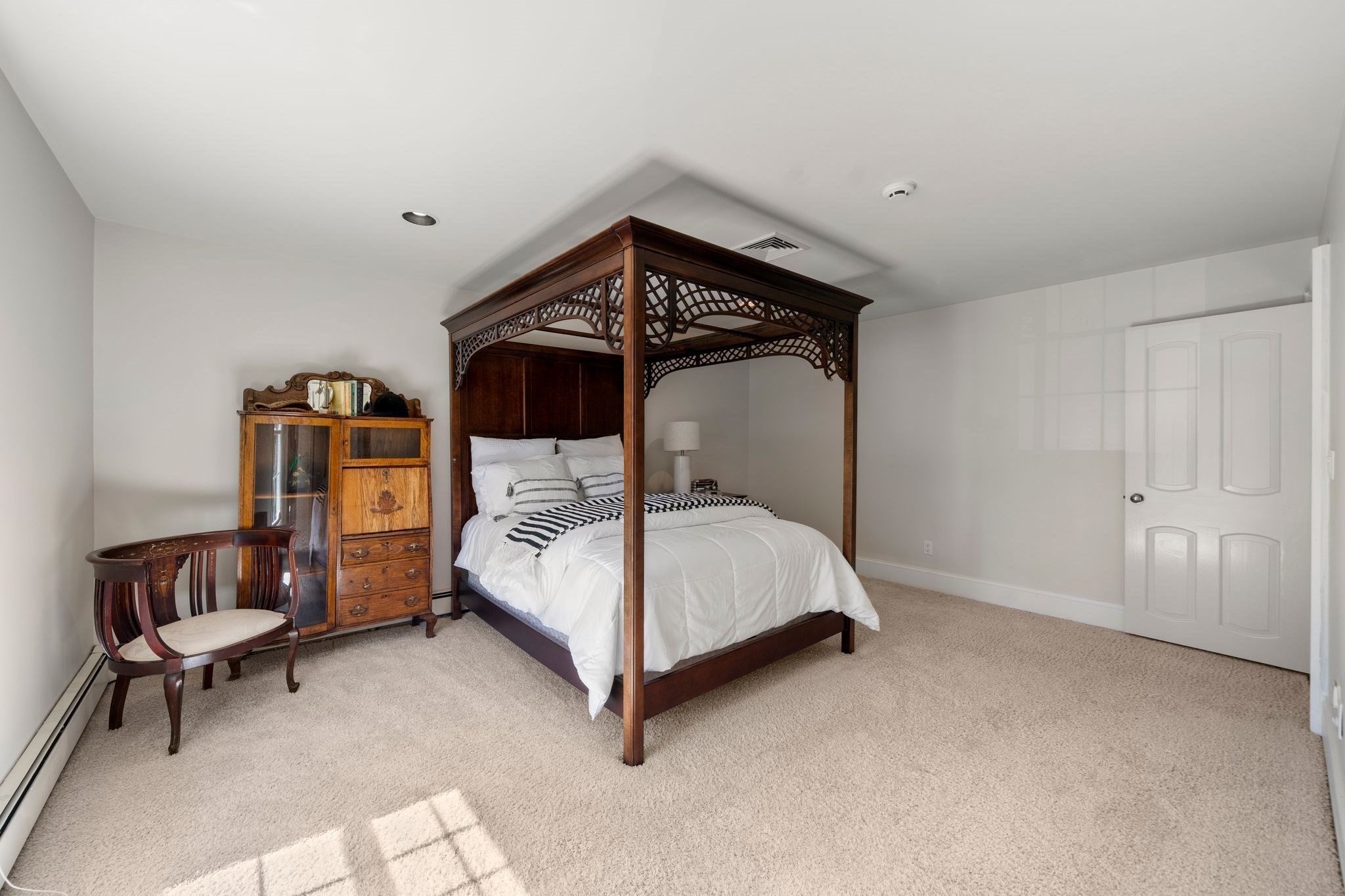 286 Mayflower Cir