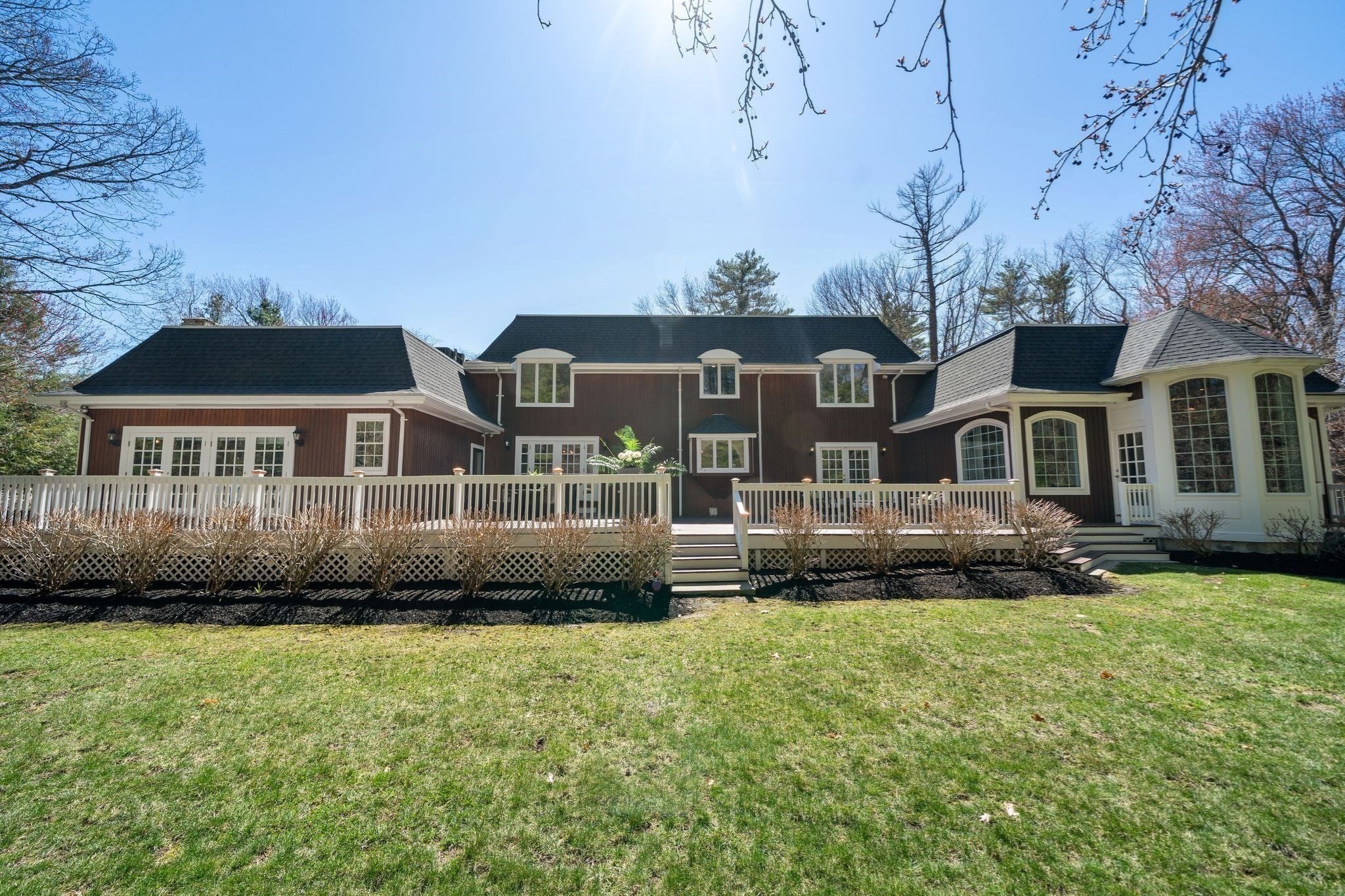 286 Mayflower Cir