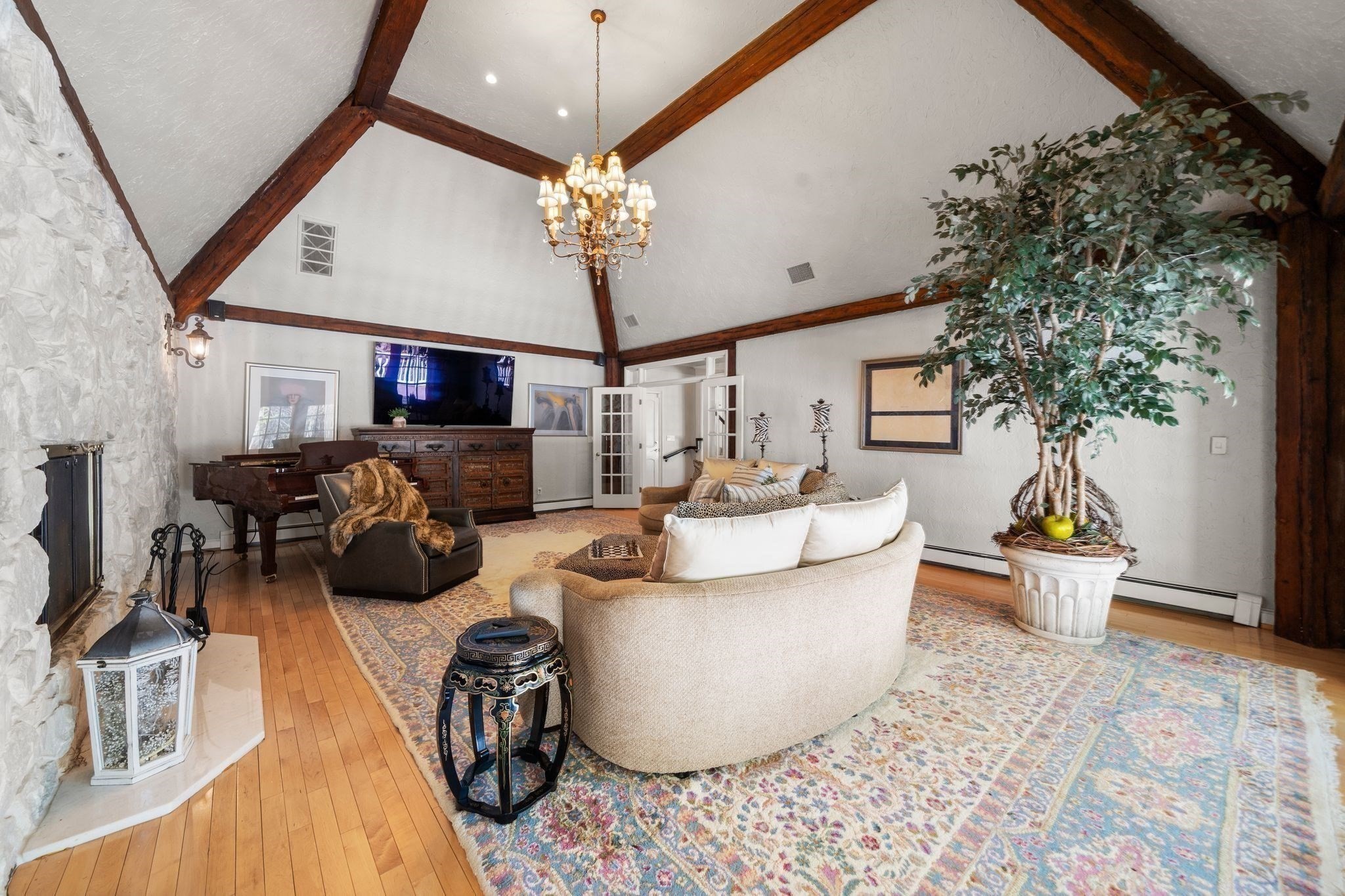 286 Mayflower Cir