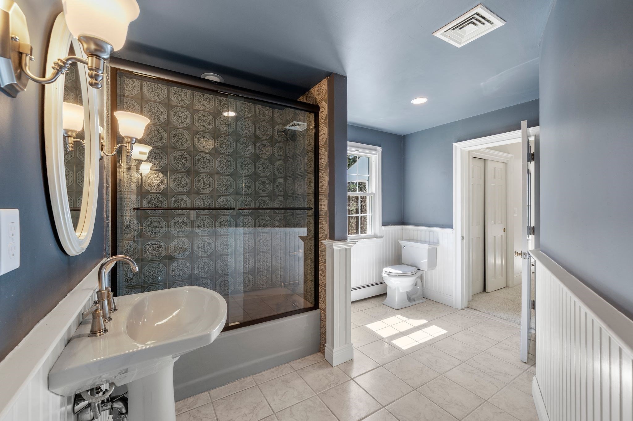 286 Mayflower Cir