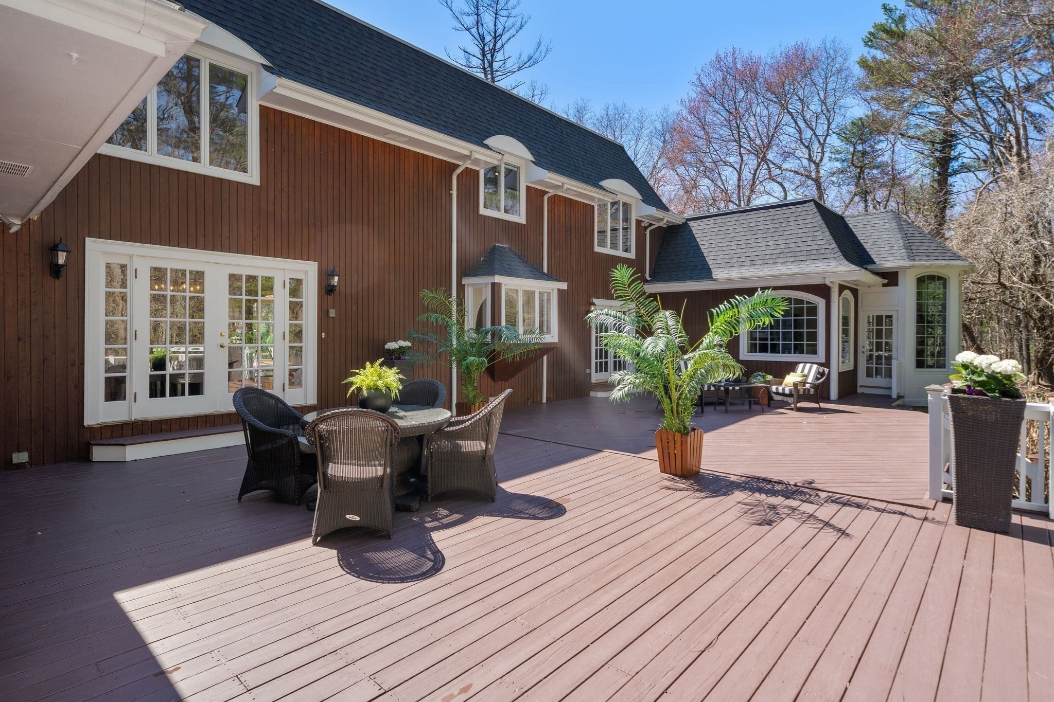 286 Mayflower Cir