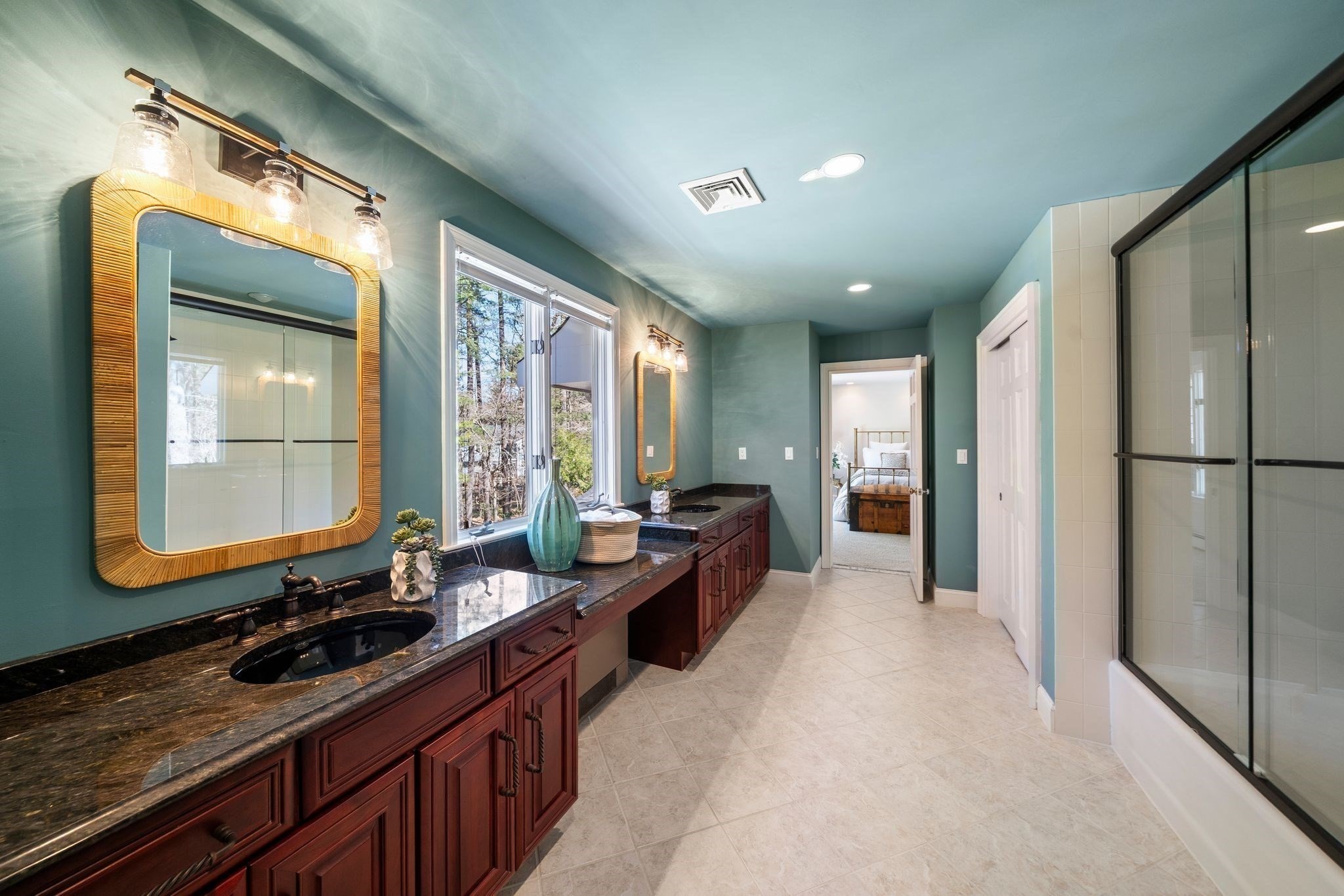 286 Mayflower Cir