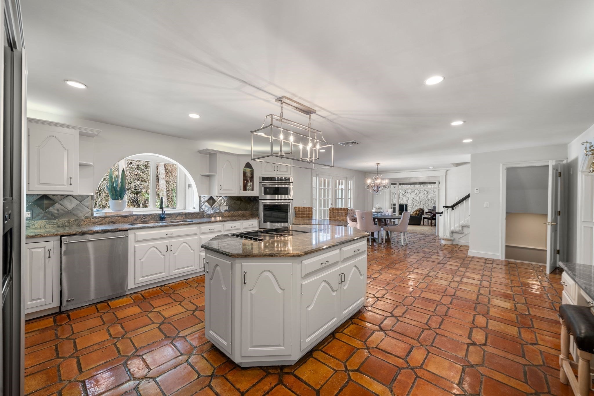 286 Mayflower Cir