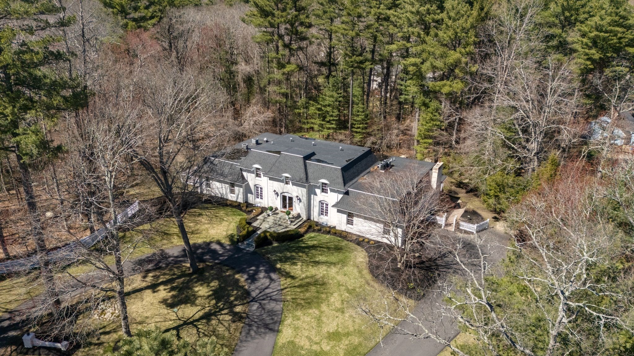 286 Mayflower Cir