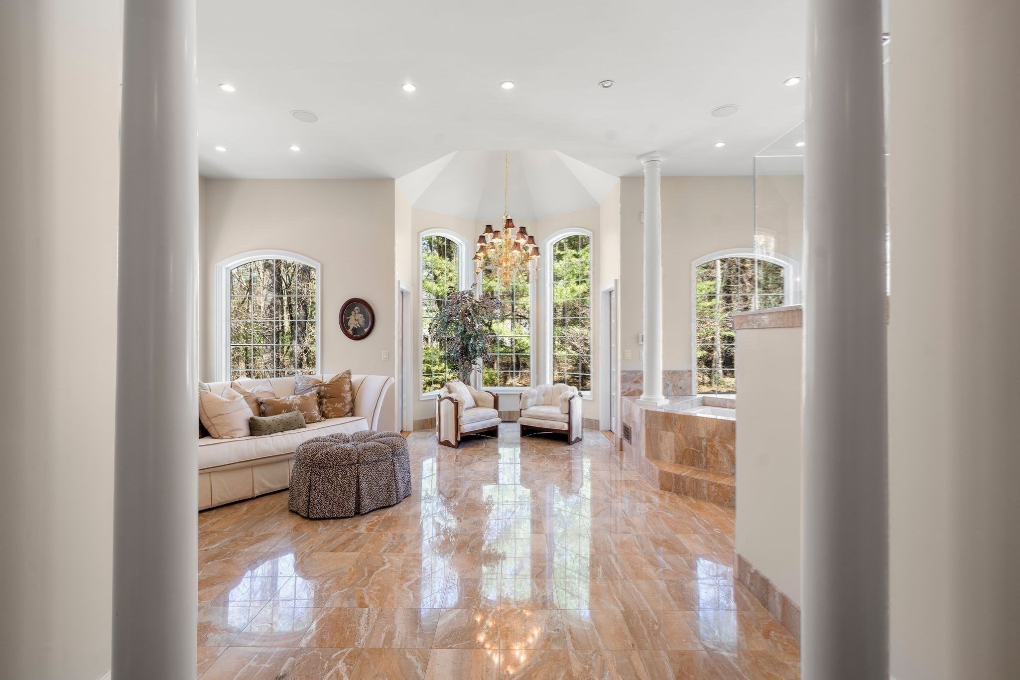 286 Mayflower Cir