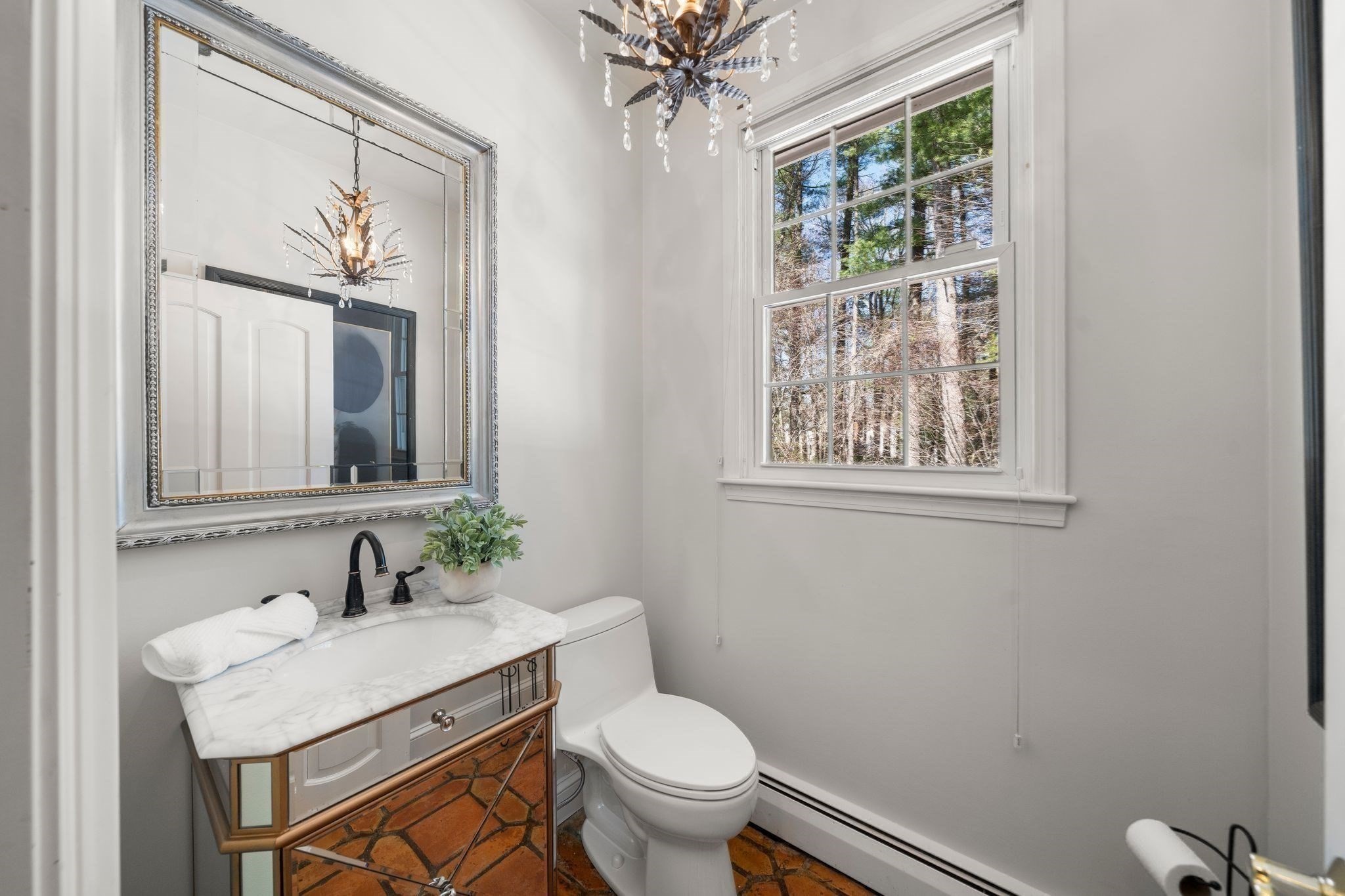 286 Mayflower Cir