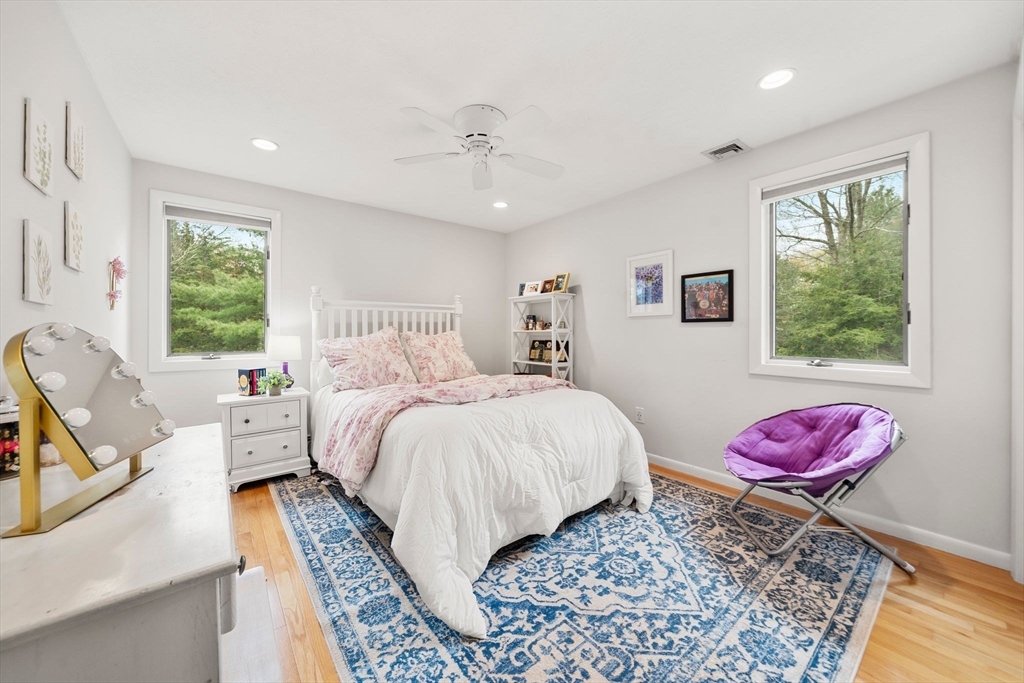 19 Saltmeadow Ln