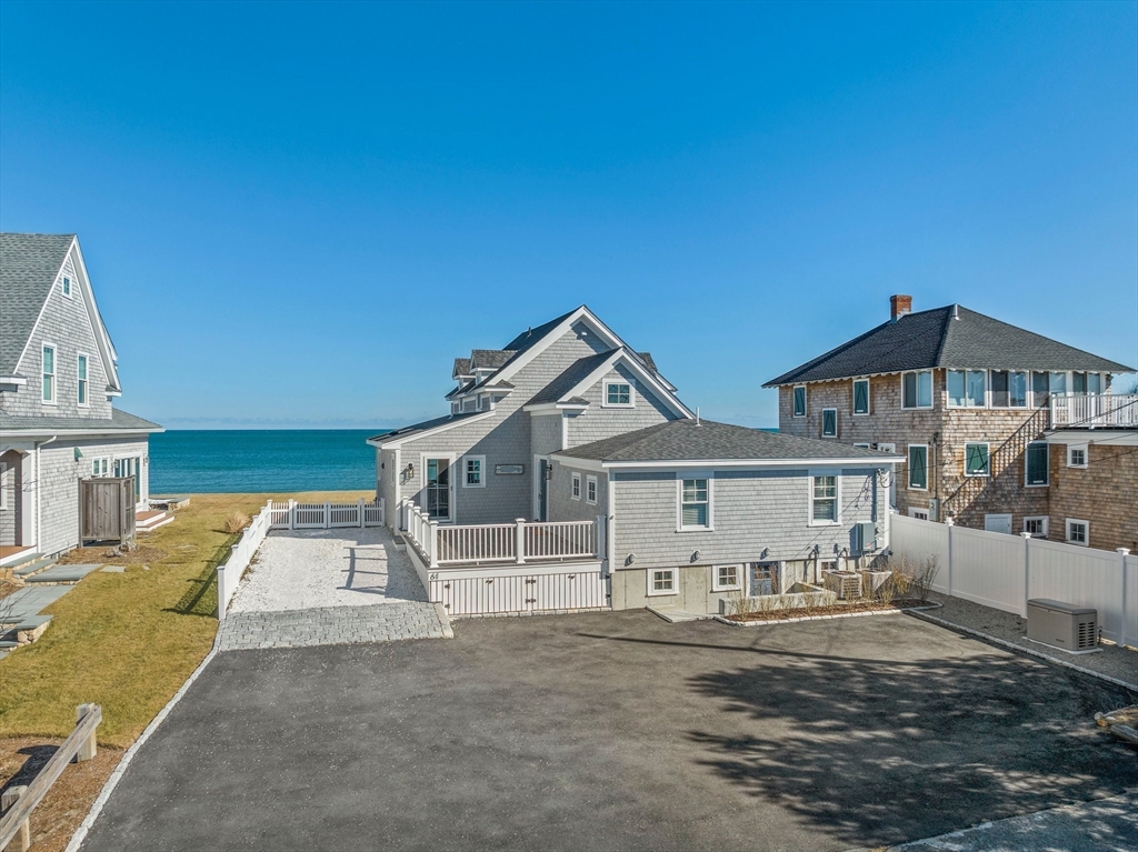 61 Gurnet Rd