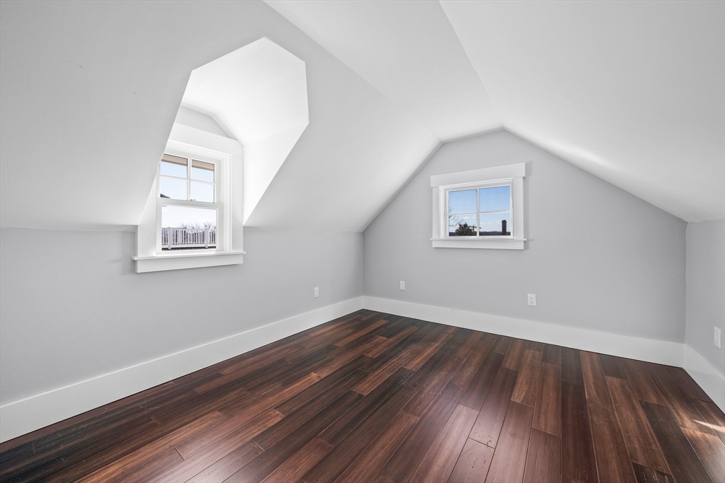 61 Gurnet Rd