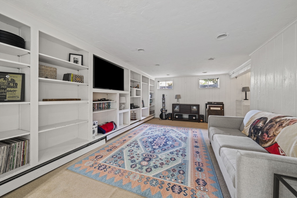 112 Flint Locke Dr