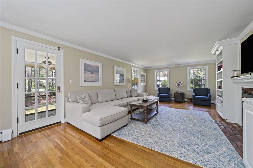 112 Flint Locke Dr