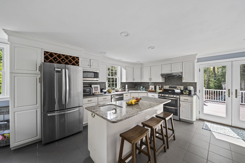 112 Flint Locke Dr