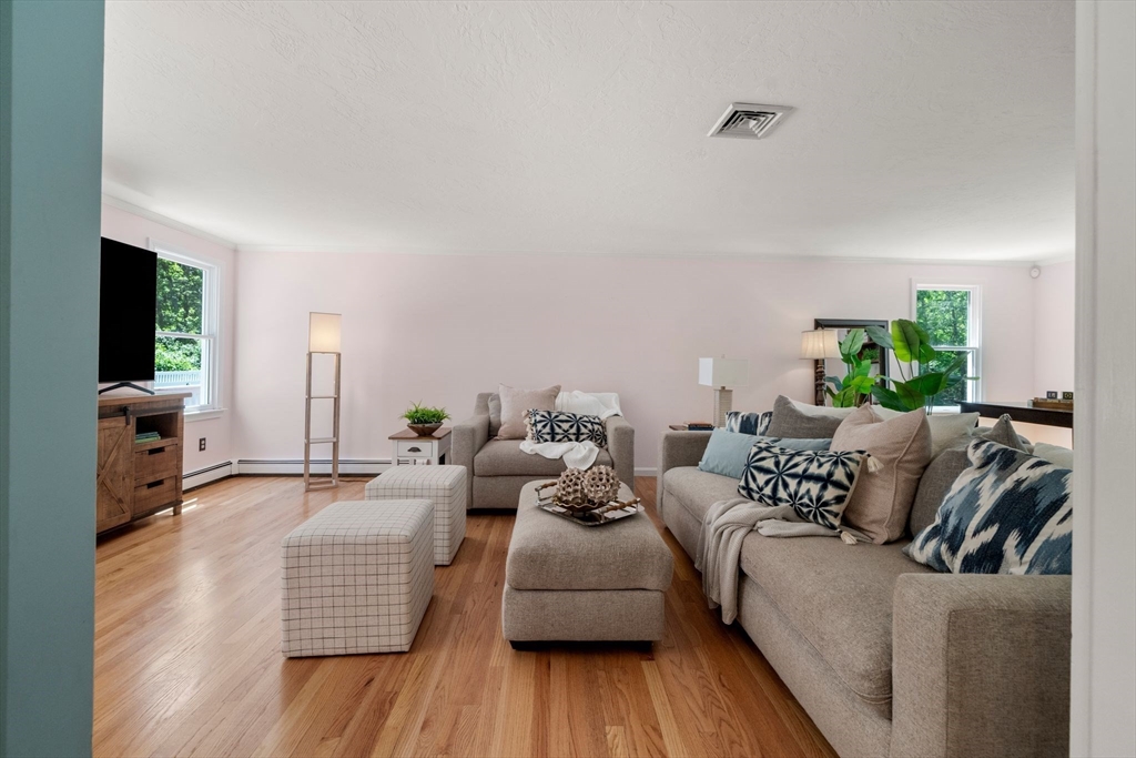 103 Cranberry Dr
