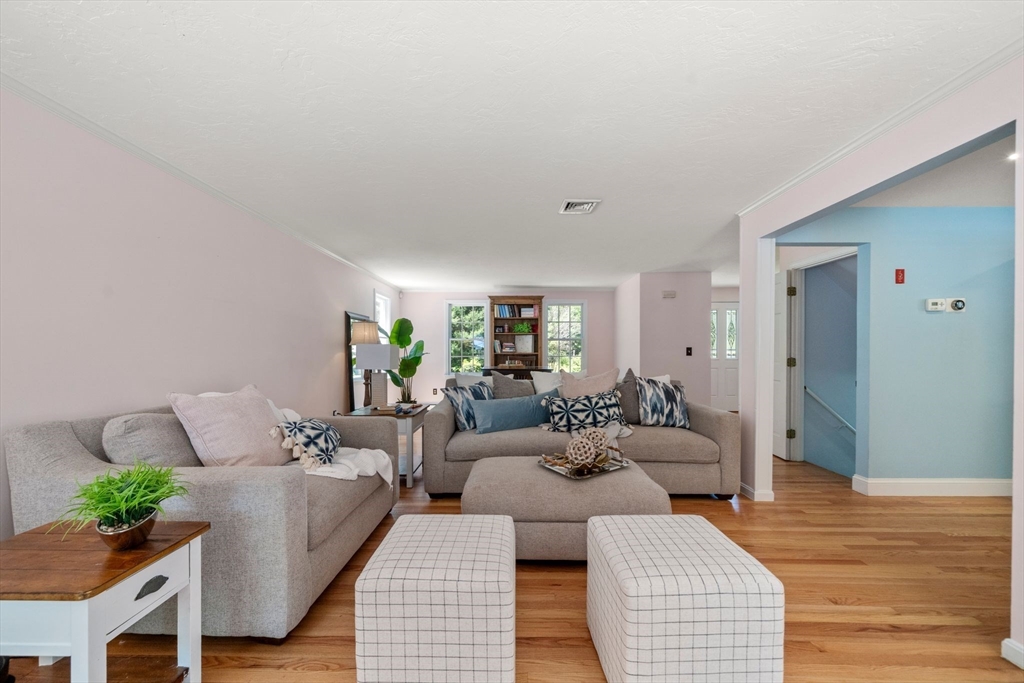 103 Cranberry Dr