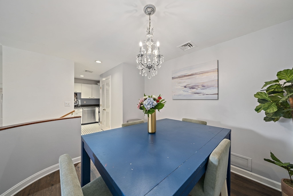 100 Parks St # 35