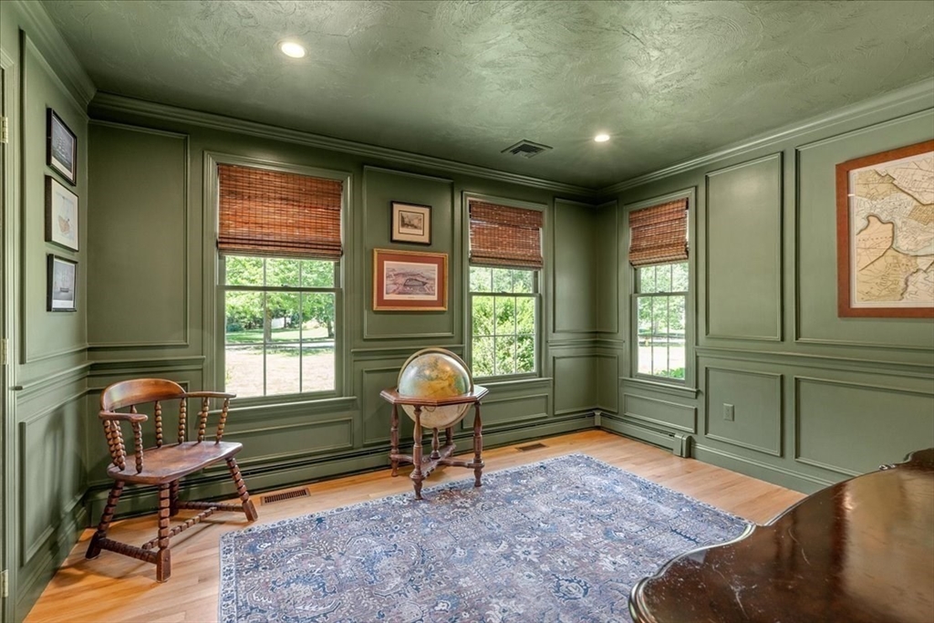 20 Lewis Farm Rd