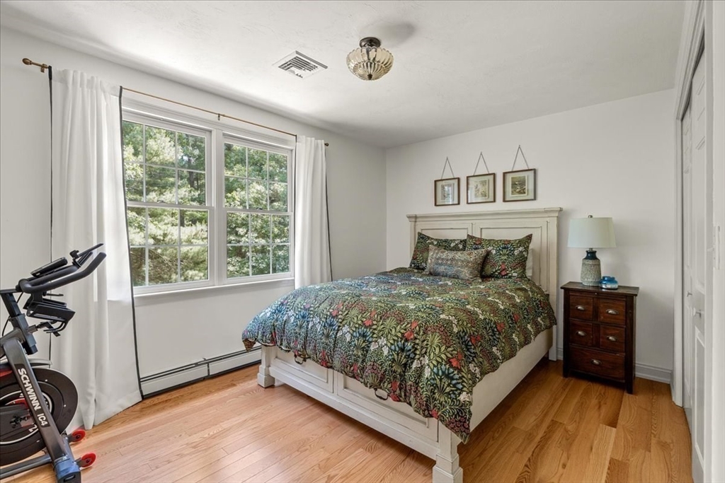 20 Lewis Farm Rd