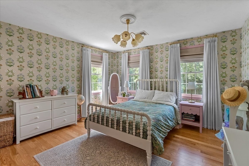 20 Lewis Farm Rd