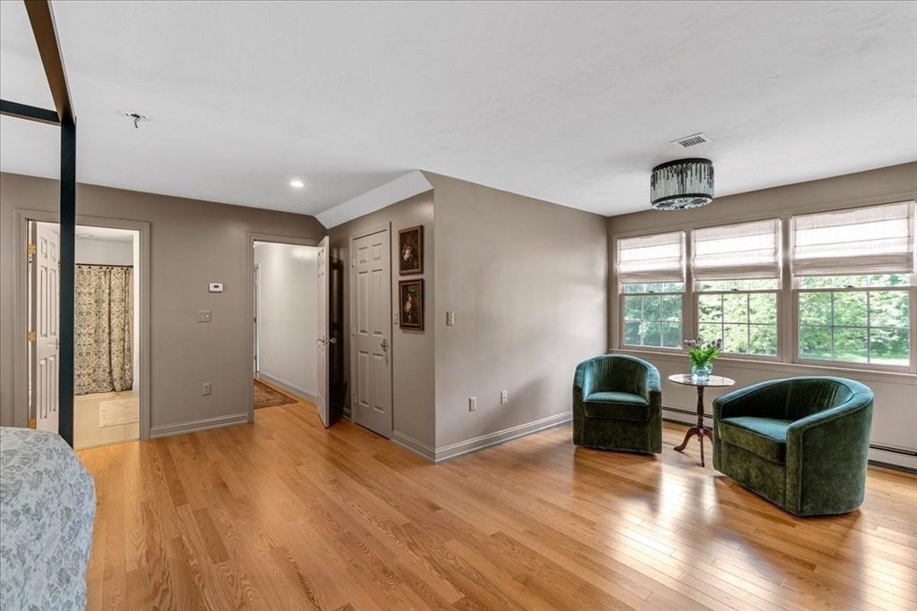 20 Lewis Farm Rd