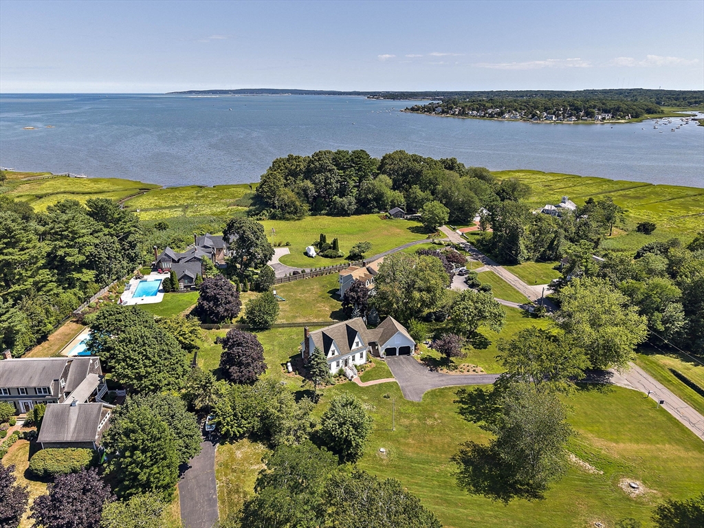 21 Hicks Point Rd