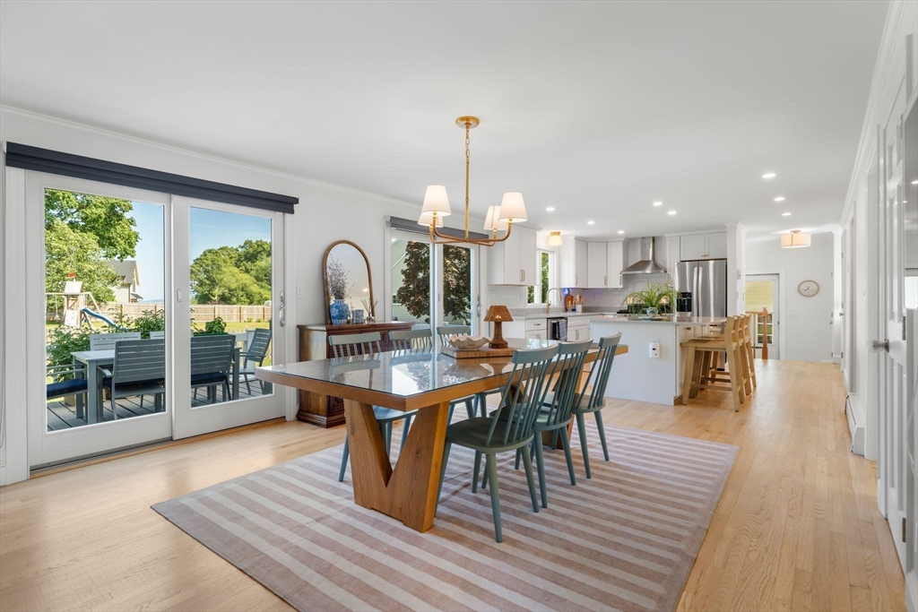 21 Hicks Point Rd