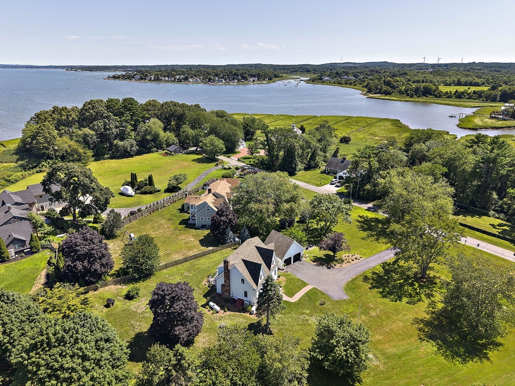 21 Hicks Point Rd