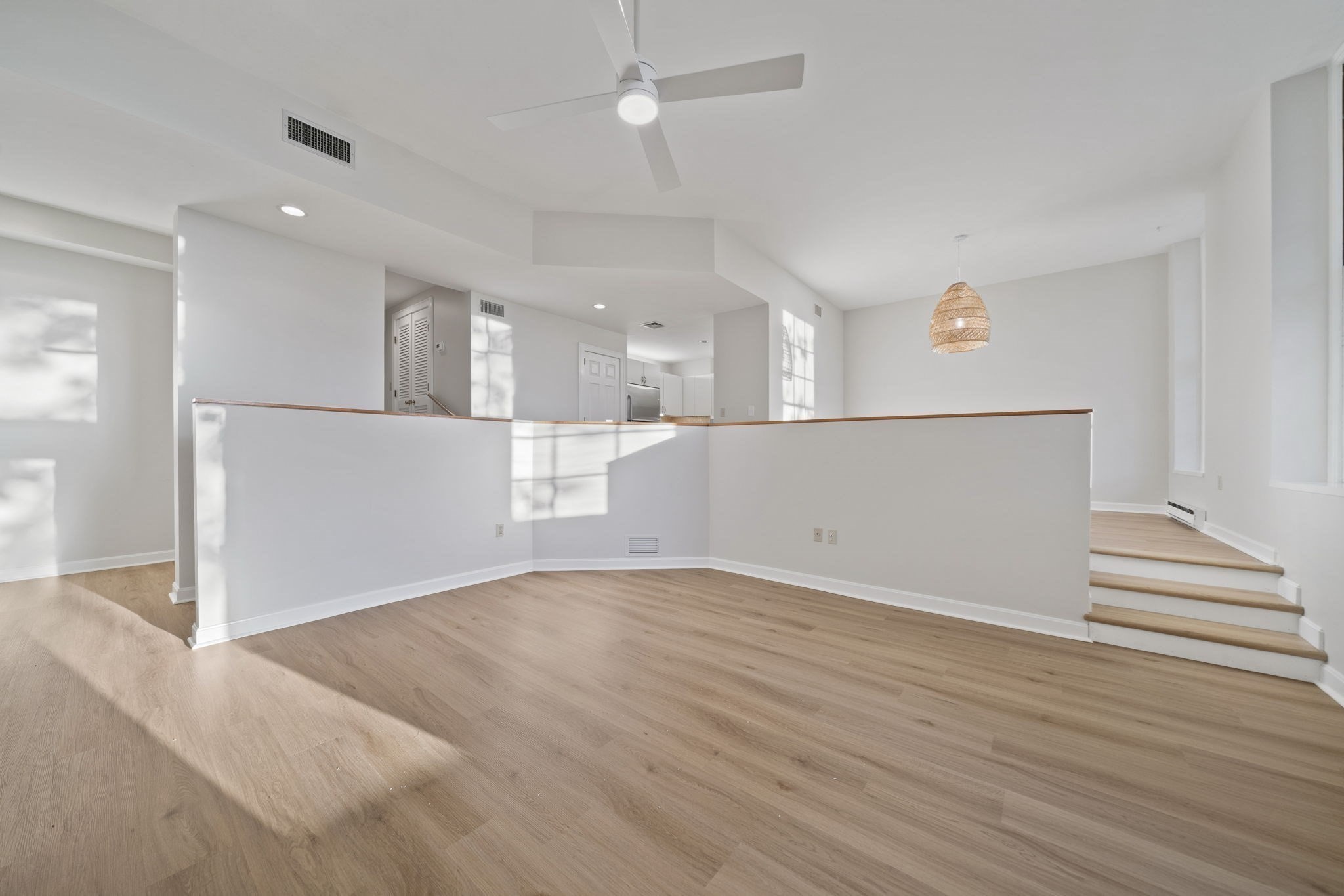100 Parks St # 27