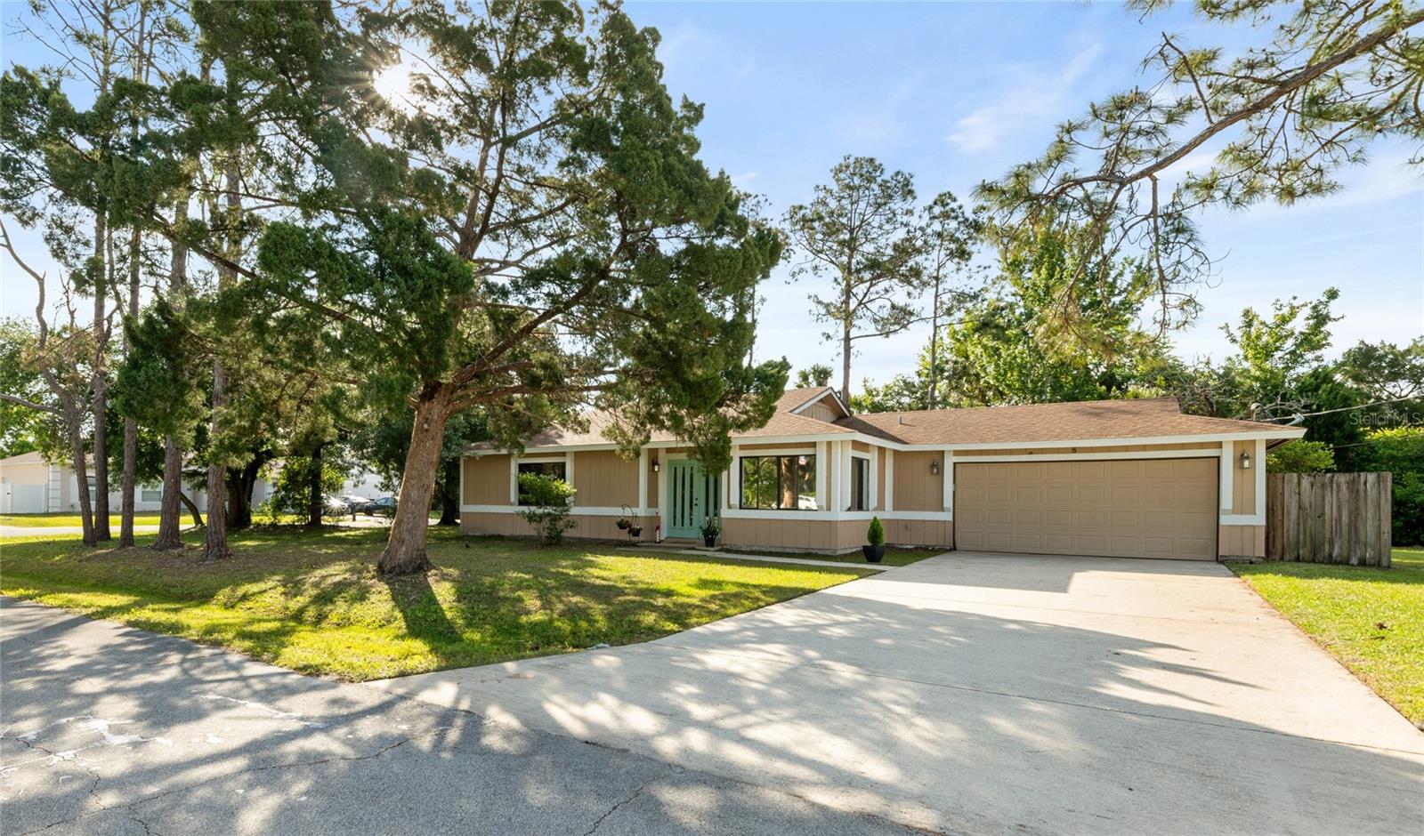 8 LLADD CT