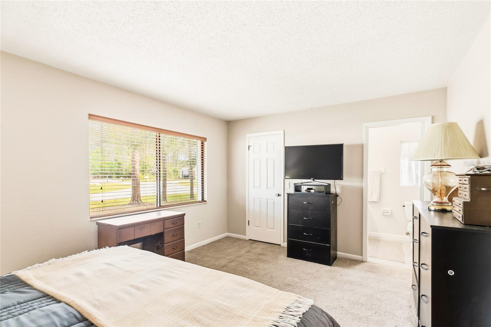 8 LLADD CT