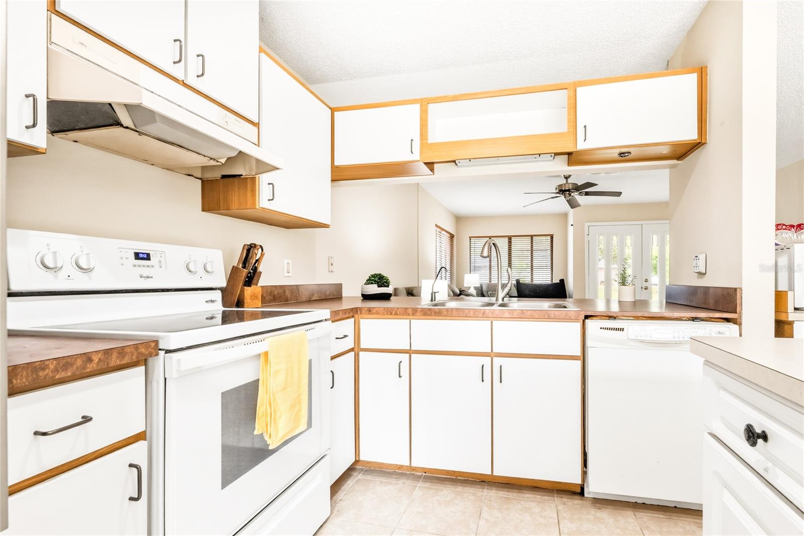 8 LLADD CT