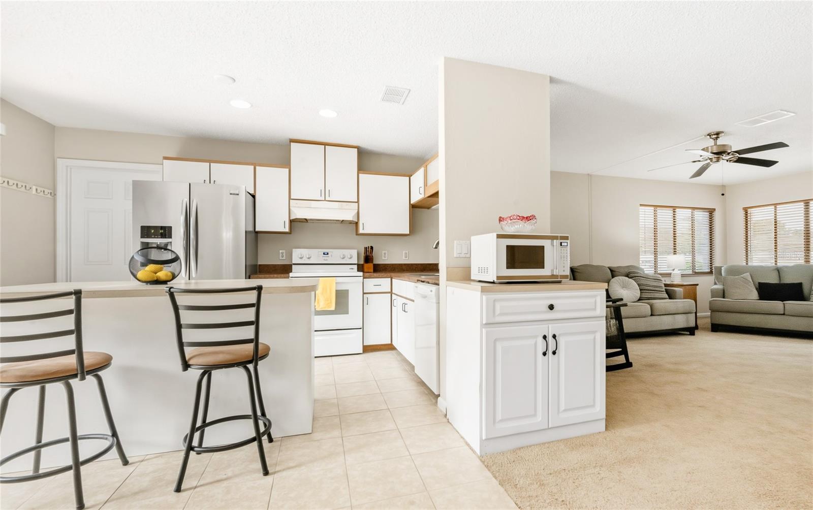8 LLADD CT