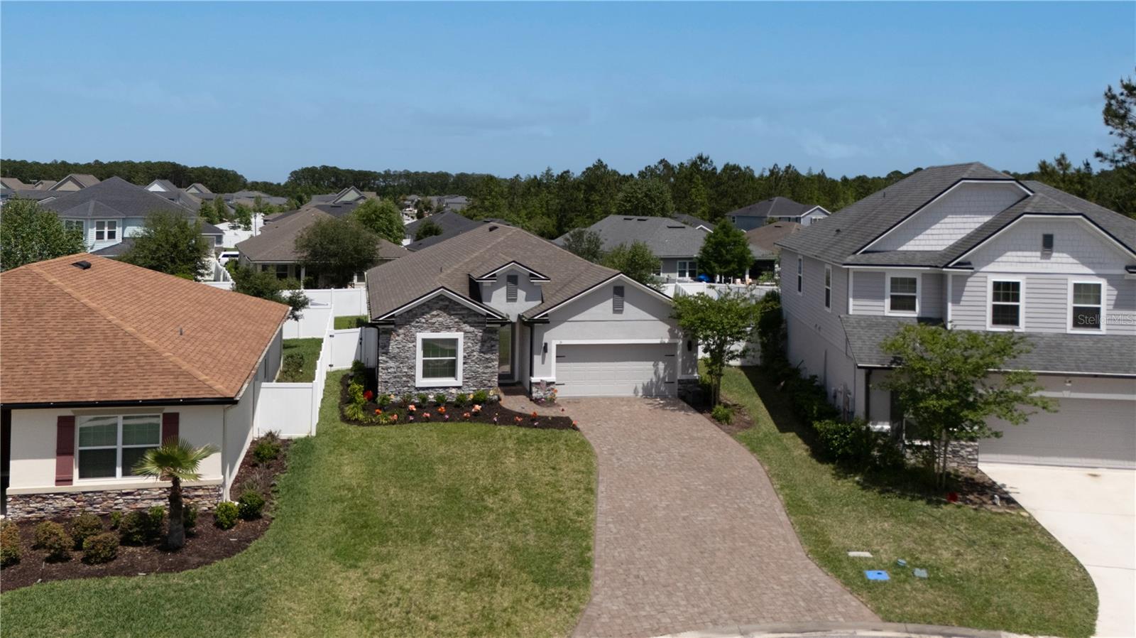 31 OLIVINE CT