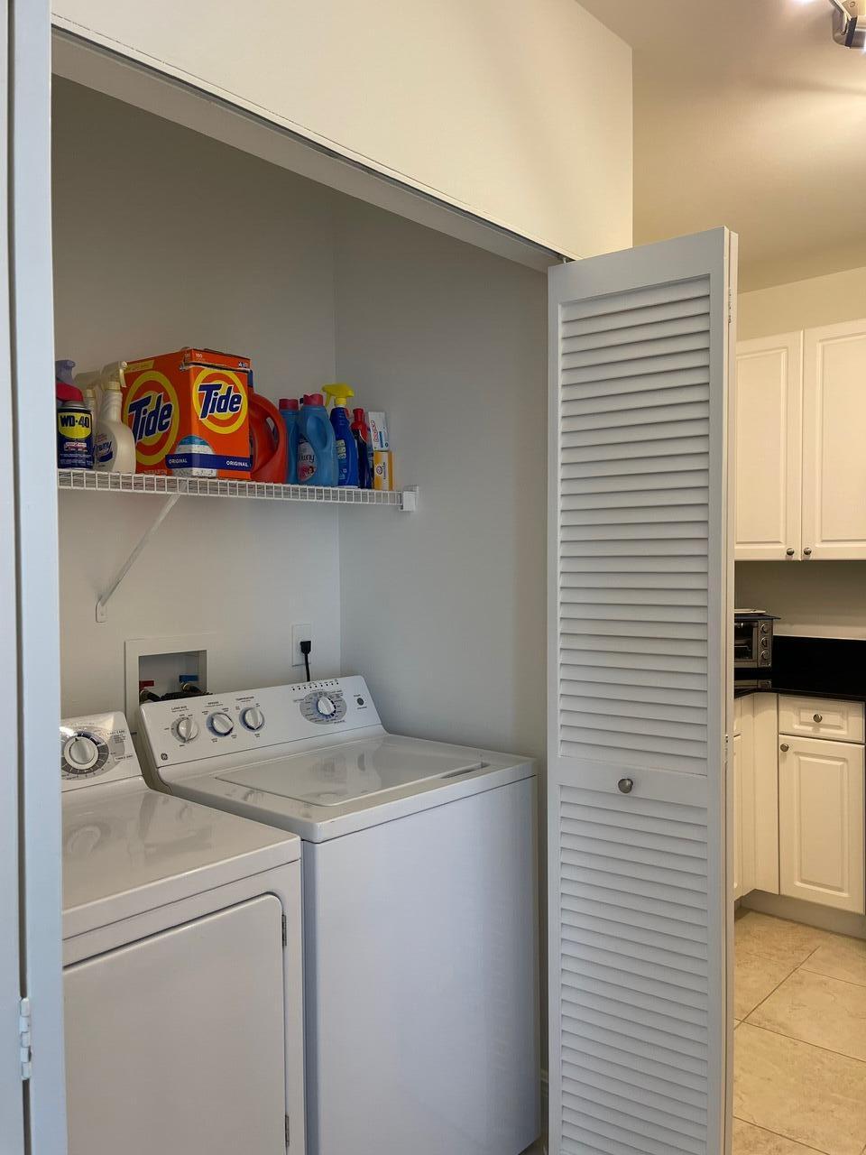 255 Evernia Street 407