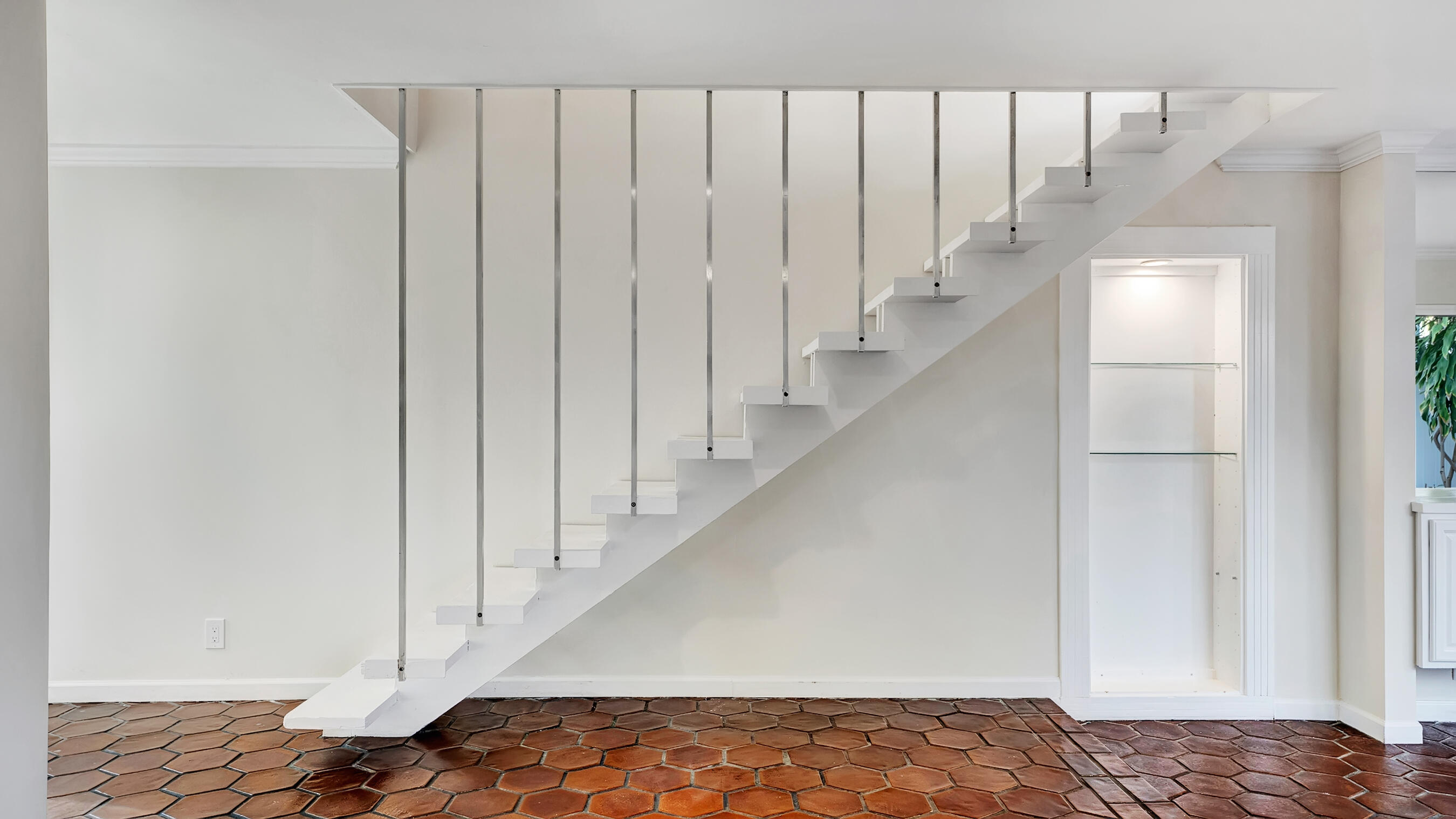 4105 Washington Road
