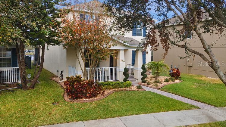 15658 AVENUE OF THE ARBORS