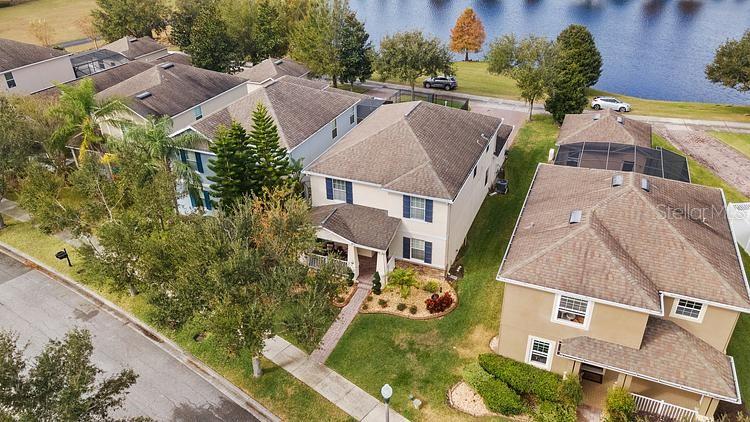 15658 AVENUE OF THE ARBORS