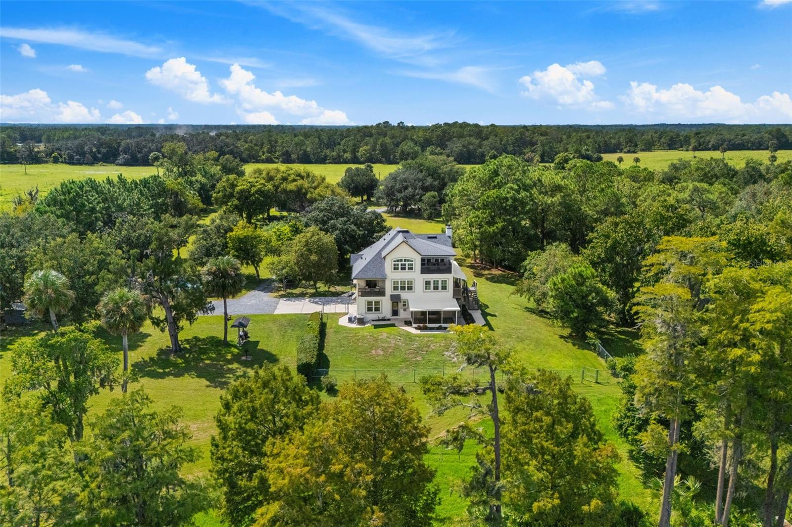 16692 LAKE PICKETT RD