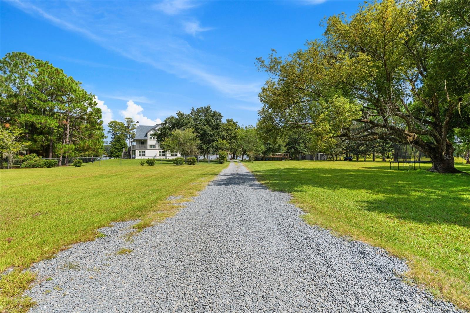 16692 LAKE PICKETT RD