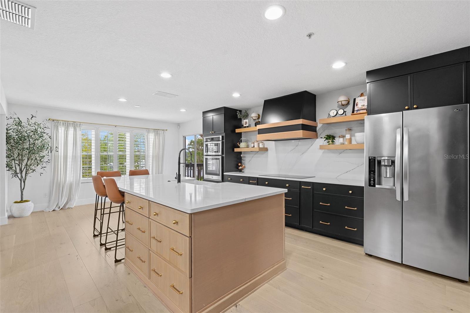 16692 LAKE PICKETT RD